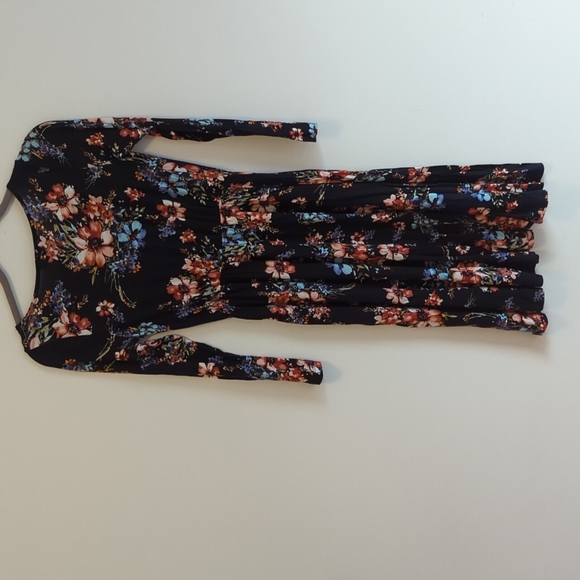 Lulu's floral print long sleeve midi dress - Picture 6 of 6